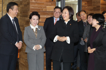 소상공인들 "민관 거버넌스가 구축해 지역 경제 살 수 있어"