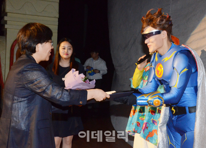 [포토] 예방접종 홍보대사 '번개맨'