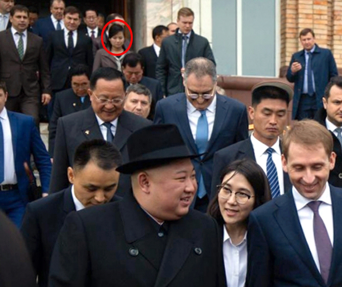 [포토] 김정은 러시아 행 동행한 현송월