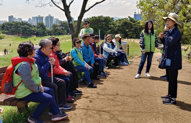 [포토] 농협유통, 봄 나들이 봉사활동