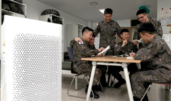 국방부, 軍 병영생활관에 공기청정기 6만여대 설치 완료