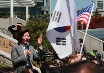 여권 "警, 서울시장 재보궐 개입"vs나경원 "보고받은 적 없다"