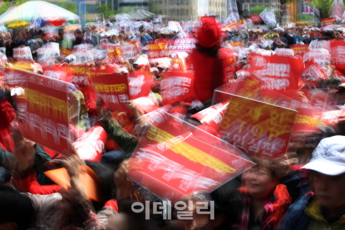 北미사일까지…한국당, 오늘 광화문집회서 강도높은 대여공세 예고