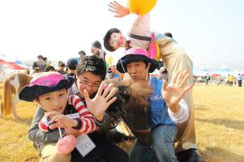 한국마사회, 서울-부산-제주 렛츠런파크서 '어린이 날' 행사