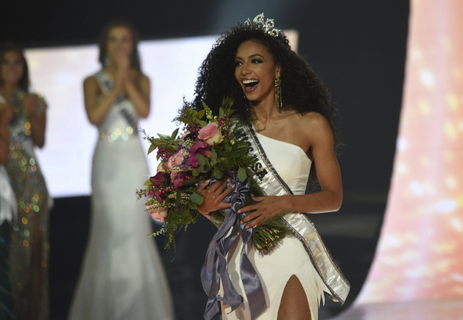 흑인 여성, 美 3대 미인대회서 우승 휩쓸어…"인종주의 탈피"