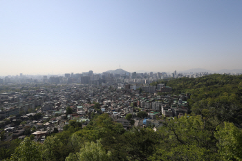 전국 맑다가 오후부터 흐려져…“큰 일교차 주의”