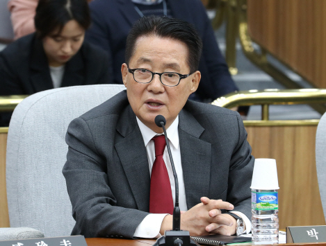 박지원 “지역구 축소, 바람직하지 않다”…의원정수 확대 주장