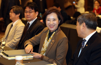 교비로 단란주점…고대·명지대 회계비리 무더기 적발