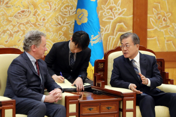 文대통령, WFP 사무총장 접견…대북 식량지원 긴밀히 협력
