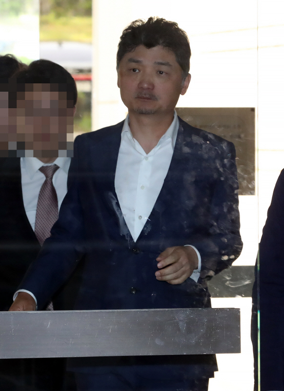 김범수 카카오 의장, '계열사 신고 누락' 1심 무죄(속보)