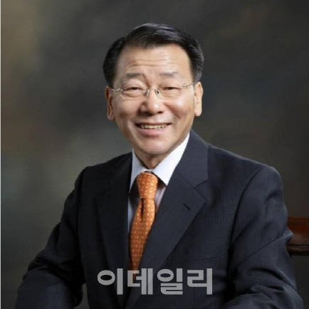 47년간 한센인 무료 틀니 선물 김종태씨 대통령 표창