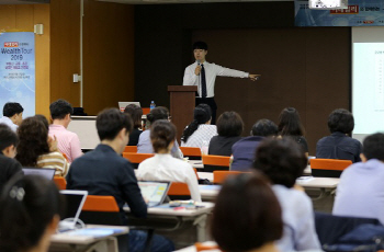 "美·中 분쟁 길지 않을 것…수혜 업종은 반도체"