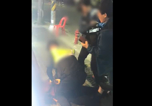 ‘대림동 여경’ 논란…표창원 “취객 제압, 남자 경찰도 쉽지 않다”