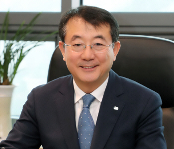 더위 먹은 소가 될 순 없다