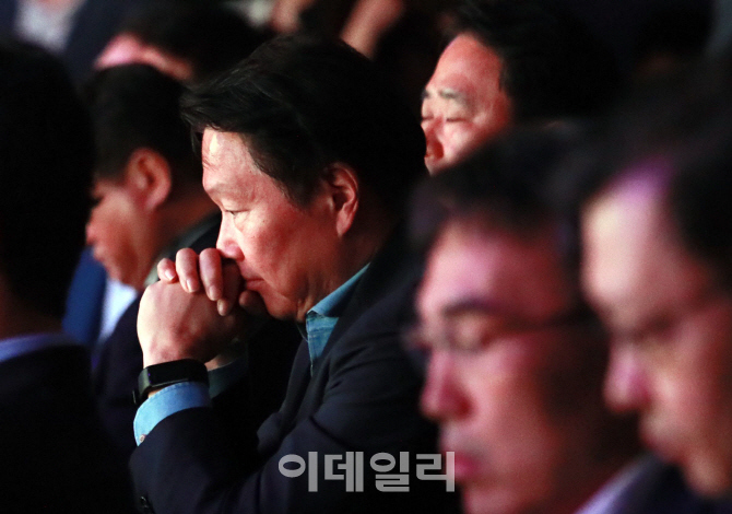 [포토]'최태원 회장의 생각은?'