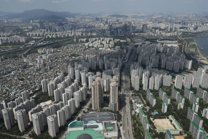 4월 전국 인구이동 감소…서울, 대단지 입주로 인구유출 줄어