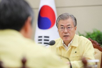 文대통령, 헝가리 총리와 전화통화…유람선 사고 공조방안 논의(속보)