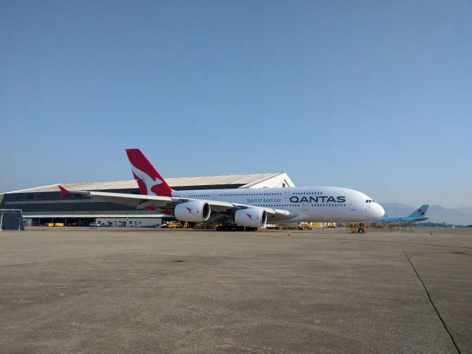 대한항공, 호주 콴타스항공 A380 도색작업 첫 출고