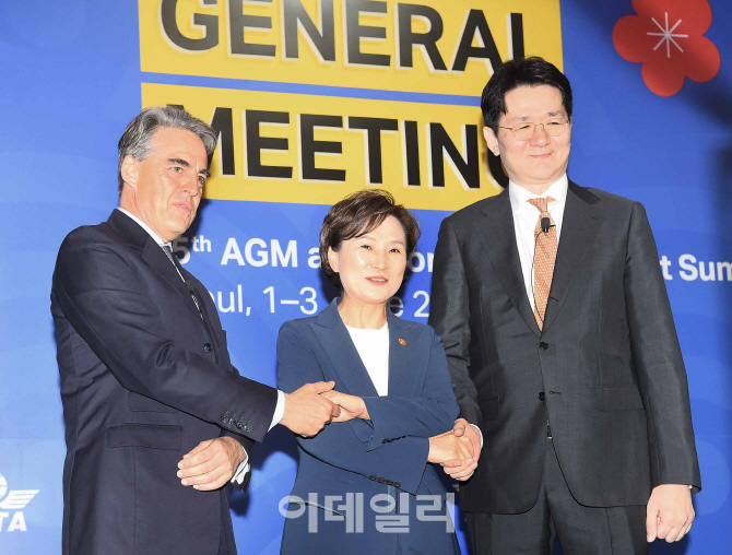 [포토]'항공업계 UN회의' 서울에서 열려...조원태 사장, 첫 공식석상 데뷔