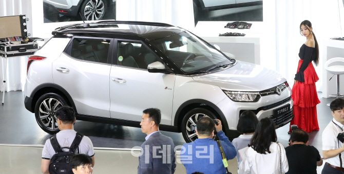 [포토]페이스리프트로 돌아온 쌍용車 티볼리
