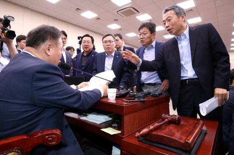 사개특위, 10일 전체회의…한국당 “동의도 참여도 안해”