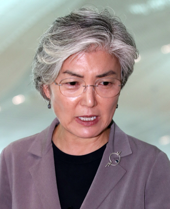 강경화 "헝가리 유람선 사고, 철저한 책임 규명"