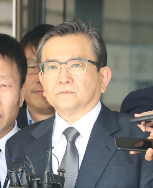 김학의 첫 재판 다음달 4일…'별장 성접대' 의혹 제기 6년만