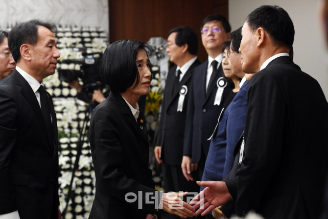 [포토]故 이희호 여사 빈소 찾은 피우진 보훈처장