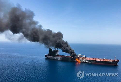 이란 의회 의장 “유조선 피격사건 배후는 미국”