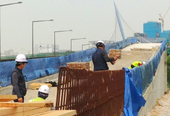 "적정임금 소문나니 내국인 근로자 몰려왔다"
