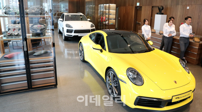 [포토]포르쉐의 다양한 모습 즐길 수 있는 '포르쉐 스튜디오 청담'