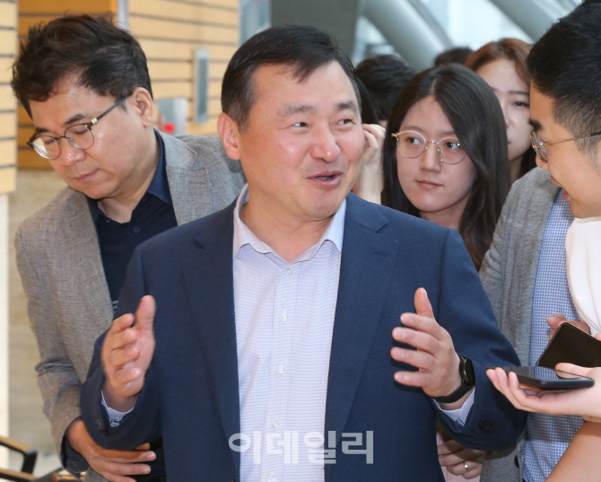 [포토]노태문 삼성전자 무선사업부 개발실장, 5G+ 전략위원회 참석