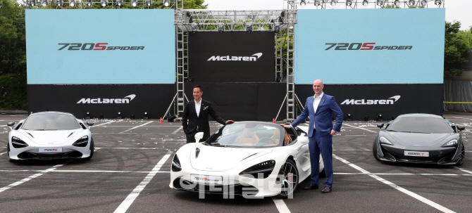 [포토]전량 영국에서 수제작'하는 맥라렌 720S 스파이더' 상륙, 시작가 3억8500만원