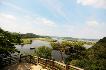  1400년 전 백제 왕국의 비밀을 품은 도시 ‘부여’