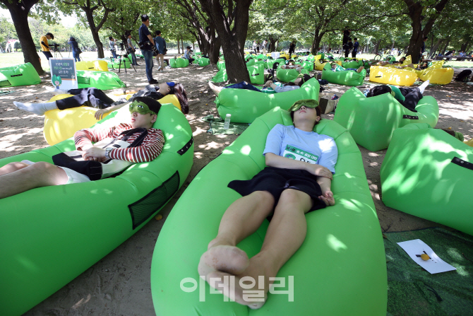 [포토]숲 속 꿀잠 대회, '잠이 최고에요'