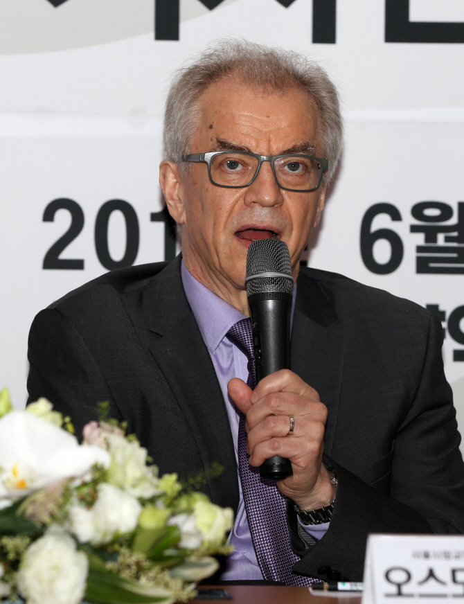 [포토] 오스모 벤스케 서울시향 지휘자