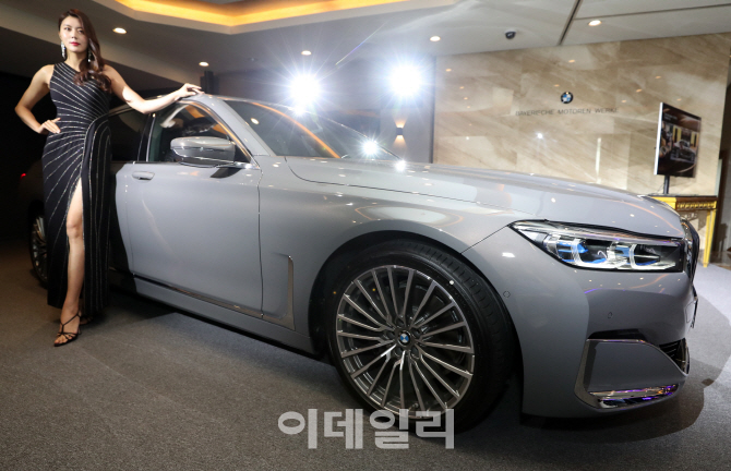 [포토]존재감 높인 BMW 7시리즈