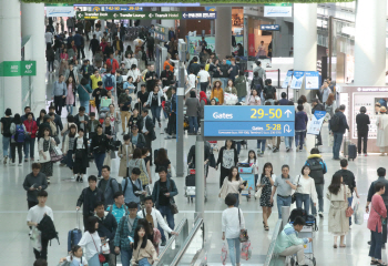 성수기 앞둔 여행업계…저가 경쟁으로 반등 '안간힘'