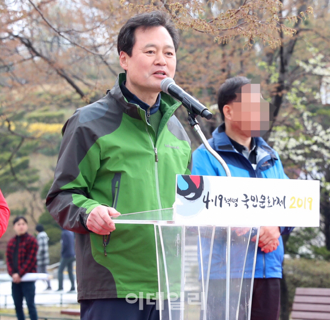 '선거법 위반' 박겸수 강북구청장, 1심 벌금 300만원…"당선 무효형"