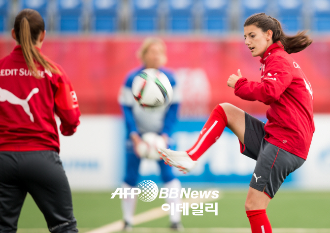 휴가 중 실종된 스위스 축구선수, 호수서 숨진 채 발견