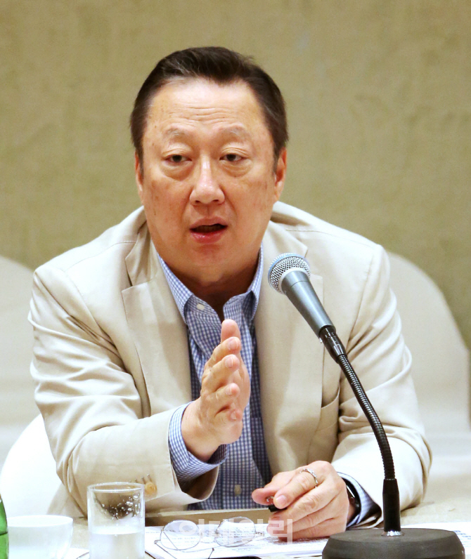 박용만 회장 “日 수출규제 재발 가능성 있어.. 장기적 위험 대비 분명히 해야”