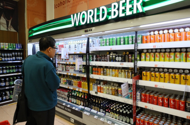 일본 불매운동 확산…“편의점 日맥주 판매 1위→10위권”