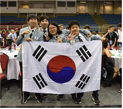 韓, 국제생물올림피아드 12년 만 1위 달성…수학올림피아드선 전원 금메달