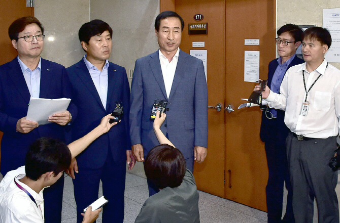 [포토] 문석진, "일본 규탄 집회 열겠다"