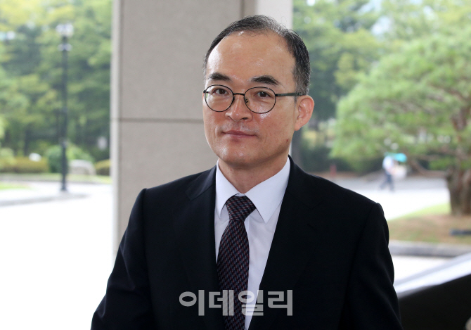 [포토]퇴임식 앞둔 문무일 총장