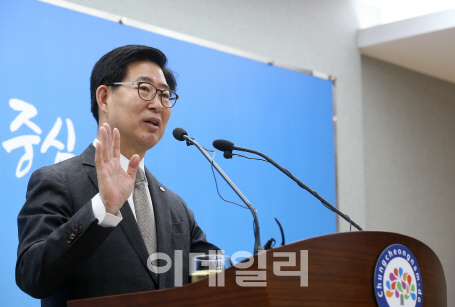 양승조 충남지사, 대통령에 ‘스마트 실버케어 규제 완화" 건의