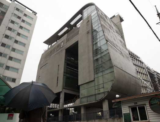국세청, 양현석 탈세 정황에 범칙조사 전환...검찰 고발 염두