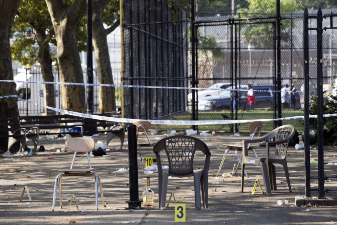 美 뉴욕 브루클린 행사장서 총격…1명 숨지고 11명 부상