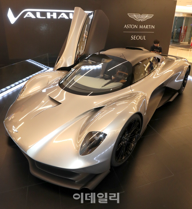 [포토]애스터마틴의 20억원 하이퍼카, '발할라(VALHALLA)'
