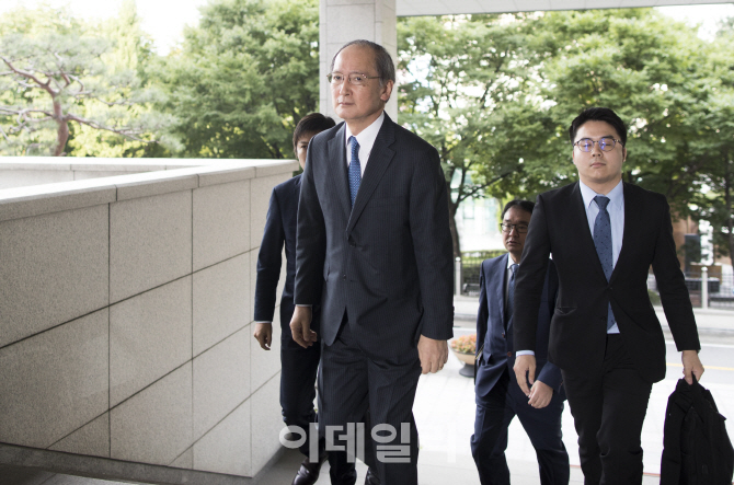 [포토] 외교부 도착한 나가미네 야스마사 대사